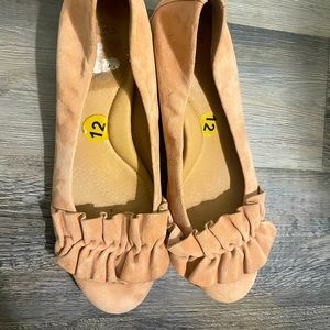 Baby peach suede Ugg dress shoes 12